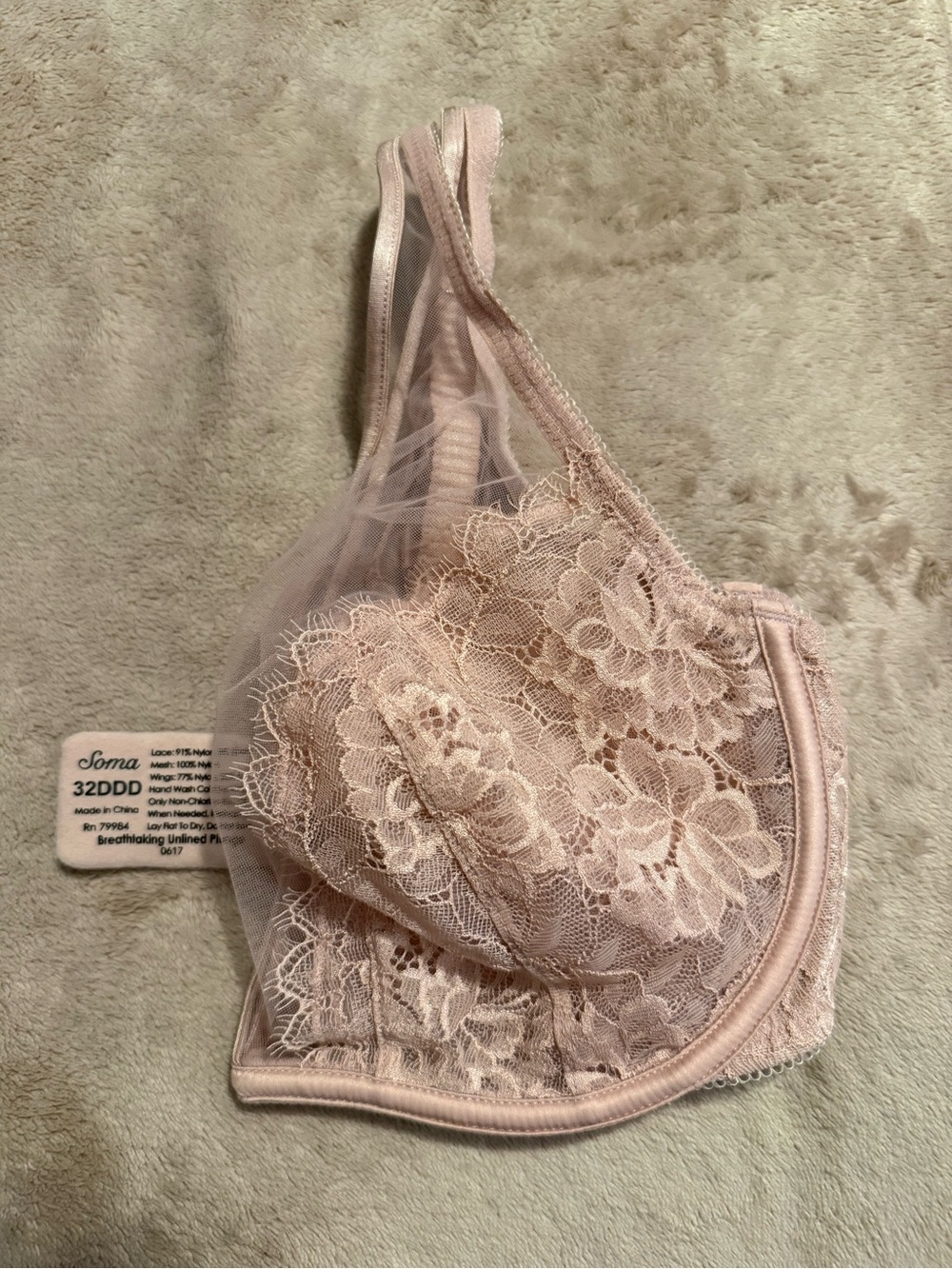 NWOT 32DDD Soma Lace Underwire Bra in Blush Pink